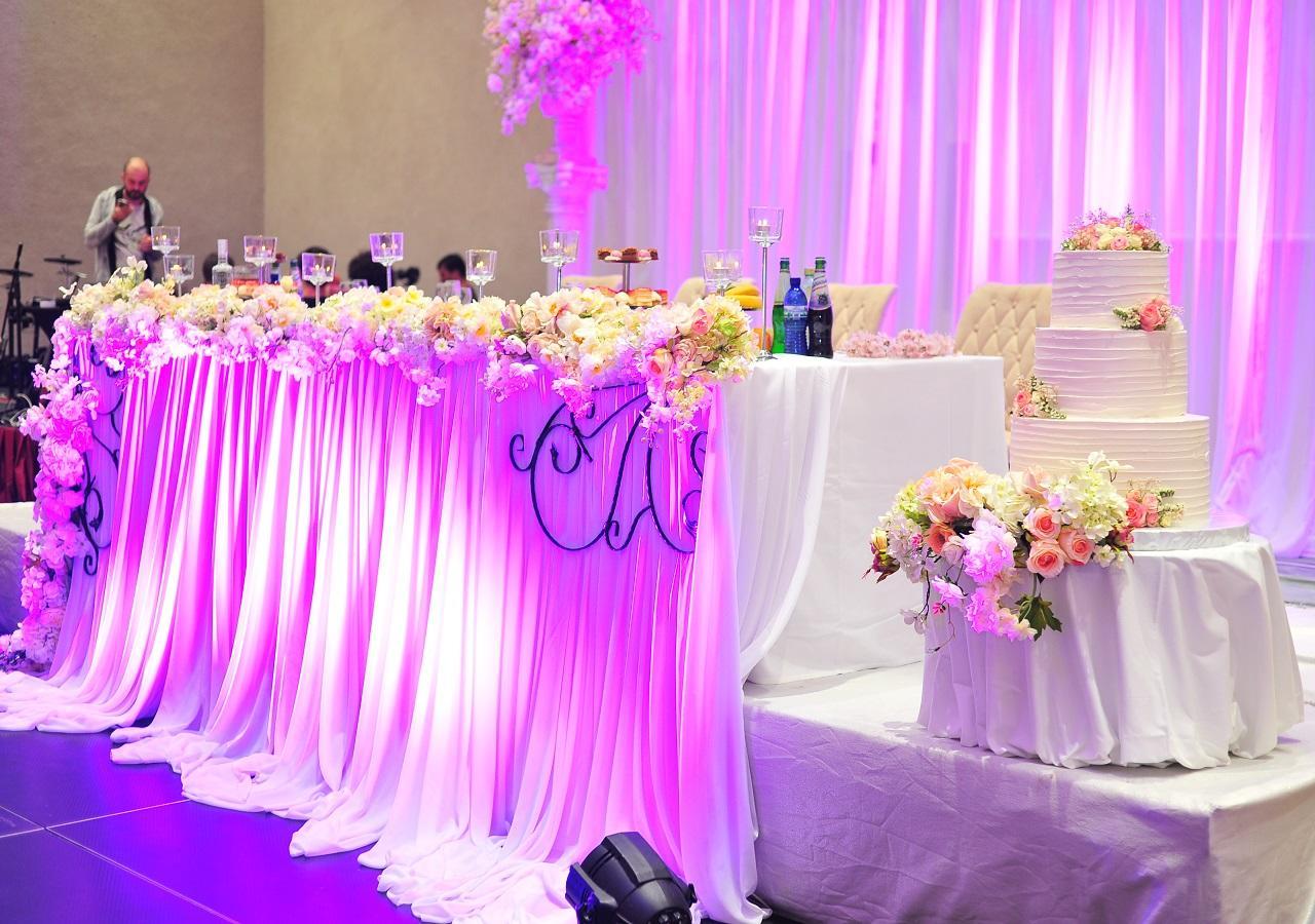 Euphoria Batumi Convention & Casino Hotel Exterior foto A wedding reception